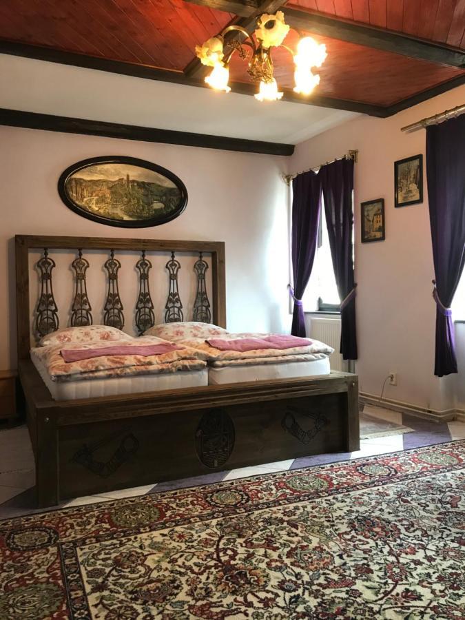 Penzion U Fridy Loket Dış mekan fotoğraf